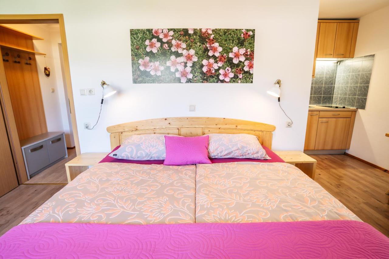Apartmaji Alpski Cvet - Hisa Gorenc Bohinj ภายนอก รูปภาพ